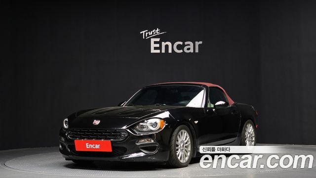 FIAT | FIAT 124 Spider | 124 Spider