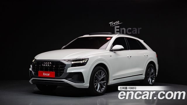AUDI | AUDI Q8 (4M)