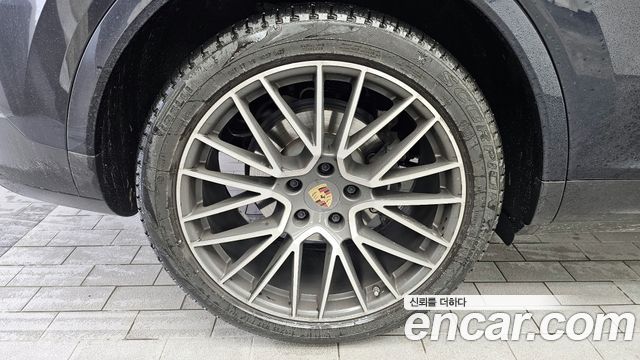 Photo 5