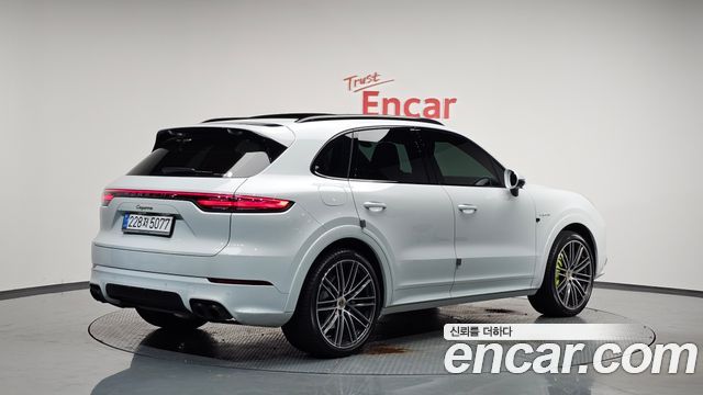 Porsche | Porsche Cayenne (PO536) | Cayenne (PO536)