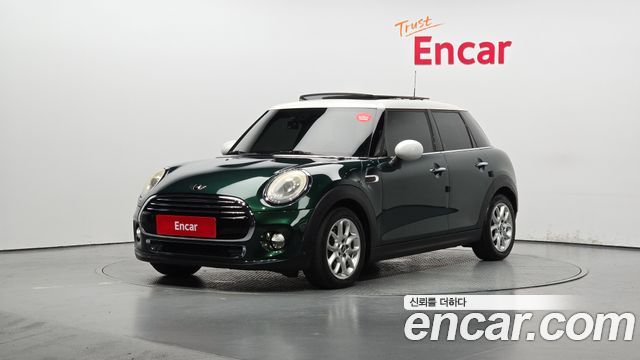 MINI | MINI Cooper | Cooper