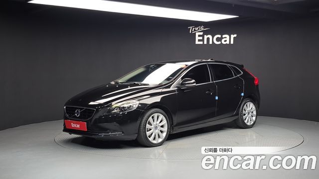 Volvo | Volvo V40