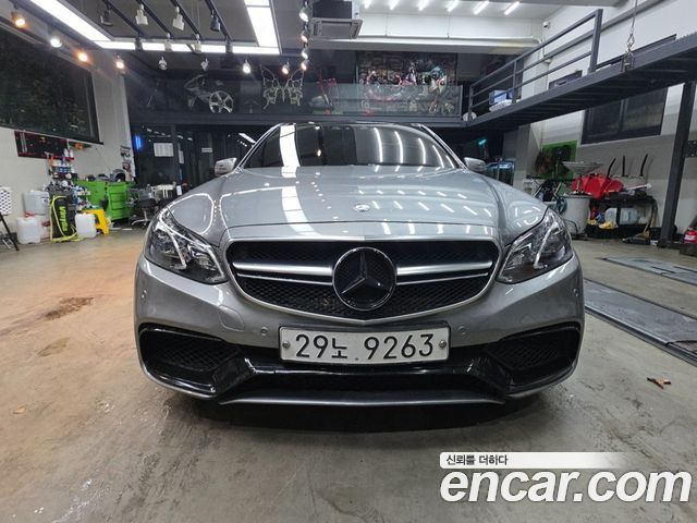 Mercedes BENZ | Mercedes BENZ E-Class W212 | E-Class W212