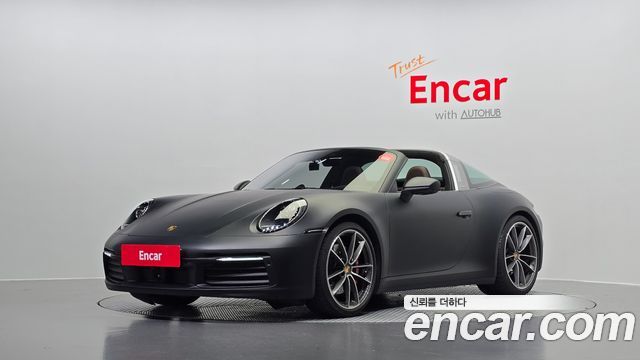 Porsche | Porsche 911 (992)