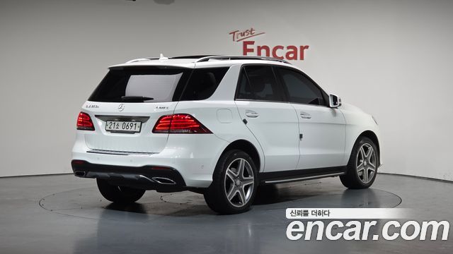 Mercedes BENZ | Mercedes BENZ GLE-Class W166 | GLE-Class W166