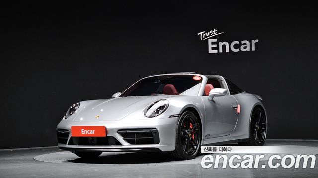 Porsche | Porsche 911 (992)