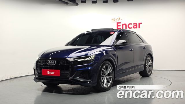 AUDI | AUDI Q8 (4M)