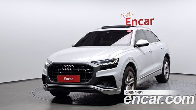 AUDI | AUDI Q8 (4M)