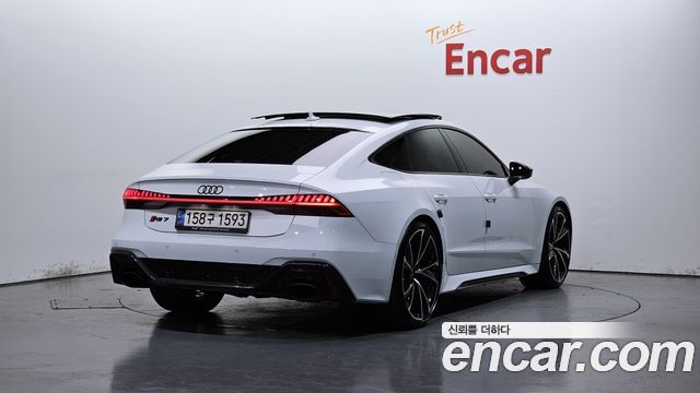 AUDI | AUDI RS7 (4K) | RS7 (4K)