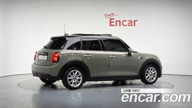 MINI | MINI Cooper | Cooper