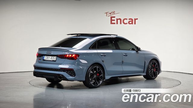 AUDI | AUDI RS3 (8Y)