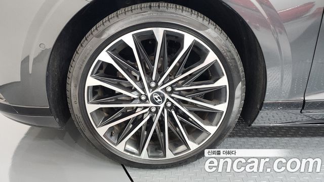 Photo 5