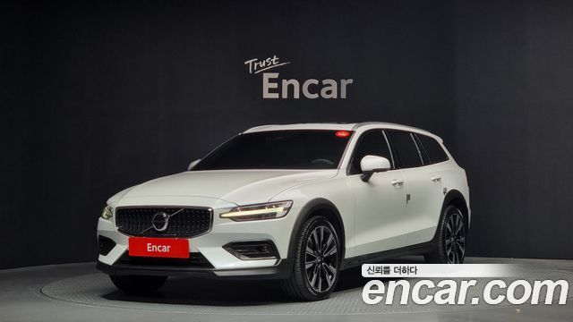 Volvo | Volvo V60 Cross Country 2Nd Generation | V60 Cross Country 2Nd Generation
