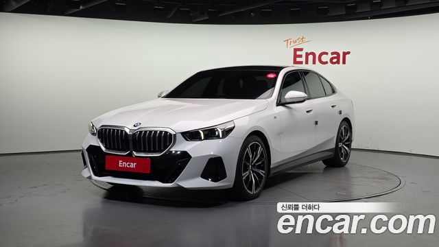 BMW | BMW 5 Series (G60) | 5 Series (G60)