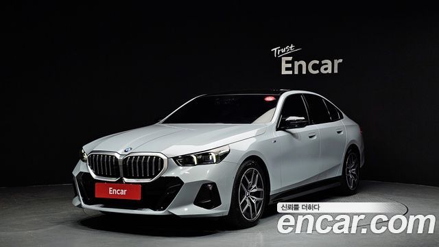 BMW | BMW 5 Series (G60) | 5 Series (G60)