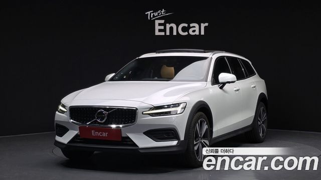 Volvo | Volvo V60 Cross Country 2Nd Generation | V60 Cross Country 2Nd Generation