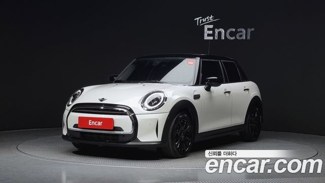 MINI | MINI Cooper | Cooper