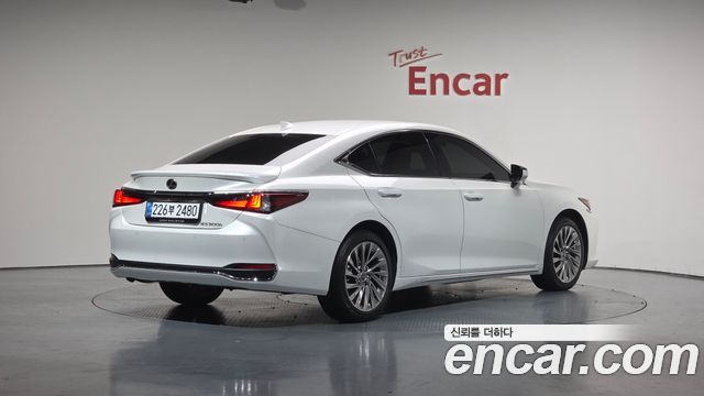 Lexus | Lexus ES300h 7Th Generation | ES300h 7Th Generation