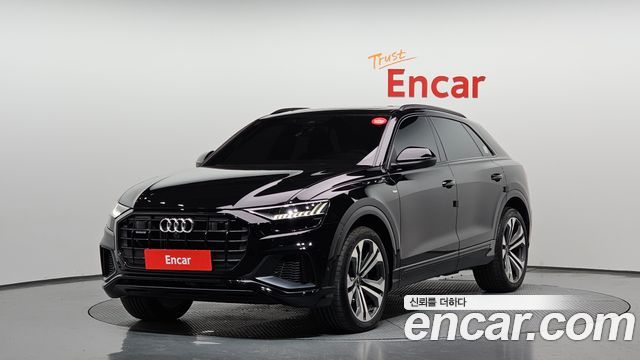 AUDI | AUDI Q8 (4M)