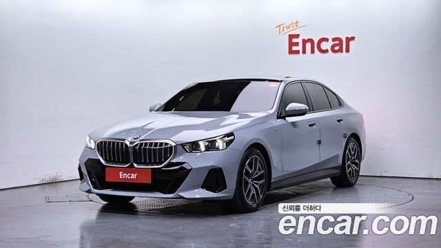 BMW | BMW 5 Series (G60) | 5 Series (G60)