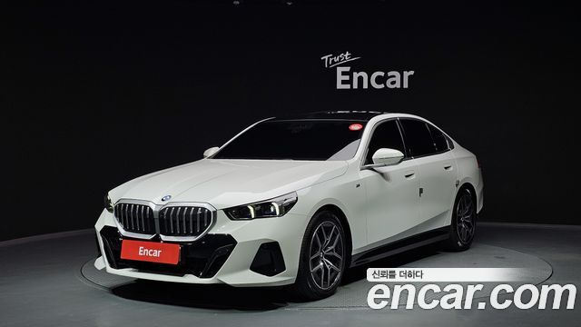 BMW | BMW 5 Series (G60) | 5 Series (G60)