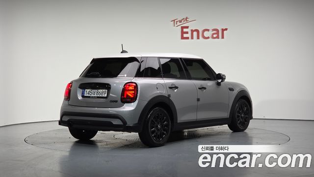 MINI | MINI Cooper | Cooper