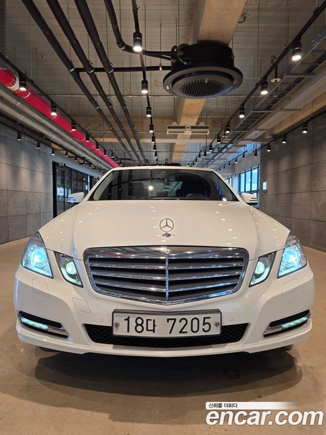 Mercedes BENZ | Mercedes BENZ E-Class W212 | E-Class W212