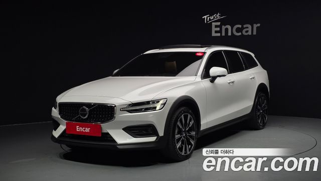 Volvo | Volvo V60 Cross Country 2Nd Generation | V60 Cross Country 2Nd Generation
