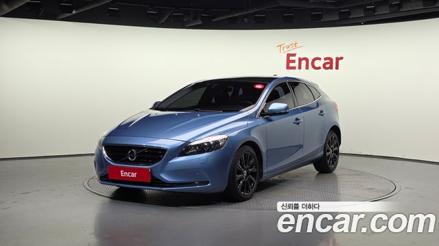 Volvo | Volvo V40
