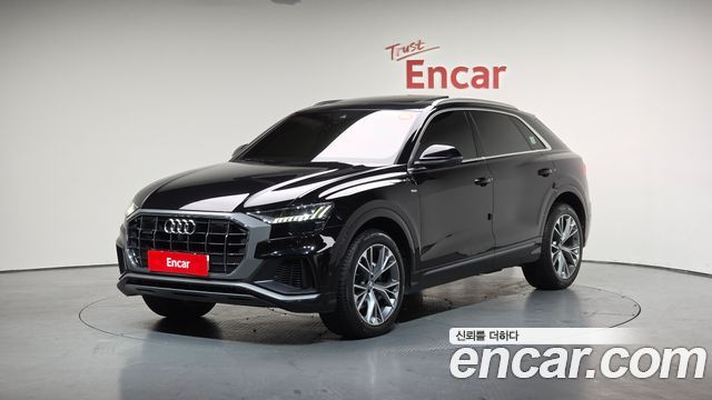 AUDI | AUDI Q8 (4M)