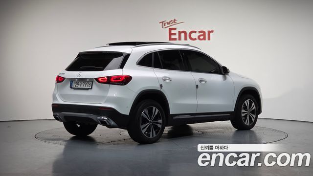 Mercedes BENZ | Mercedes BENZ GLA-Class H247 | GLA-Class H247