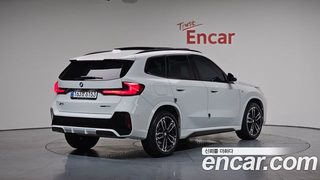 BMW | BMW X1 (U11)