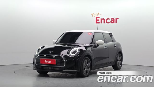 MINI | MINI Cooper | Cooper