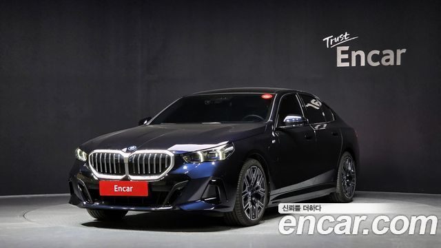 BMW | BMW 5 Series (G60) | 5 Series (G60)