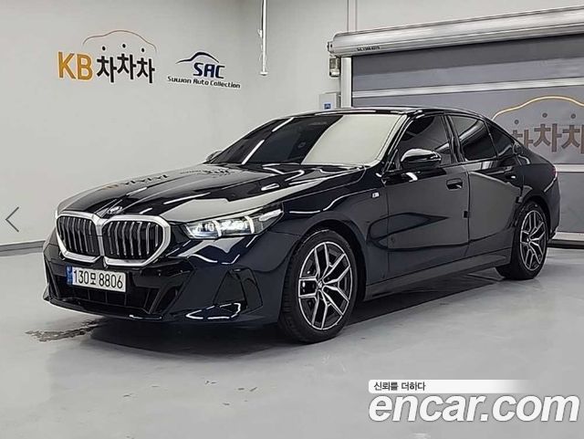 BMW | BMW 5 Series (G60) | 5 Series (G60)
