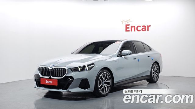 BMW | BMW 5 Series (G60) | 5 Series (G60)