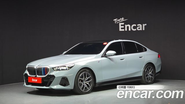 BMW | BMW 5 Series (G60) | 5 Series (G60)